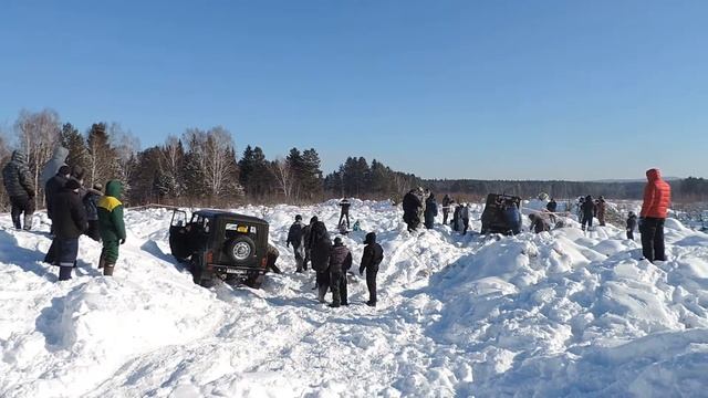 23 февраля шунут 4х4 смотреть онлайн
