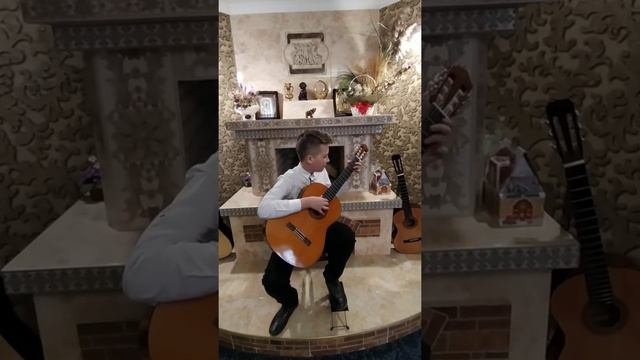 Ковалишен Максим, гітара «Рондо» Ф.Каруллі смотреть онлайн