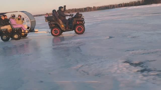 Прицеп для квадроцикла "ВАНЁК-400" покатушки ранней весной. смотреть онлайн