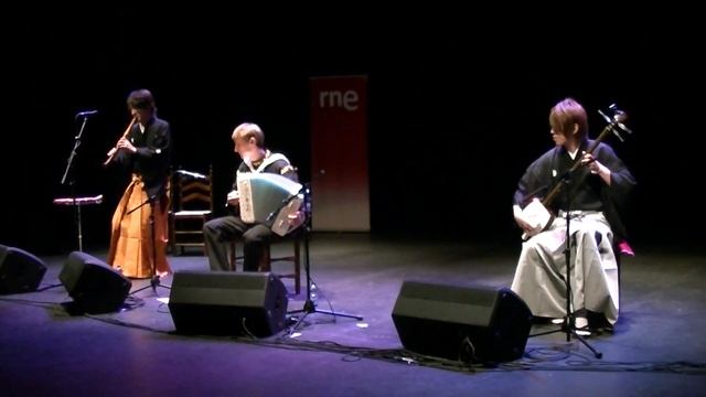 Pavel & Hide-Hide (Teatro Juan Bravo, Segovia, 30-06-2012) смотреть онлайн