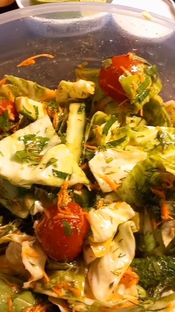 Маринованная молодая капуста ( острая ❤️🔥❤️🔥❤️🔥) #готовимдома #cooking #домашнийповар #еда смотреть онлайн