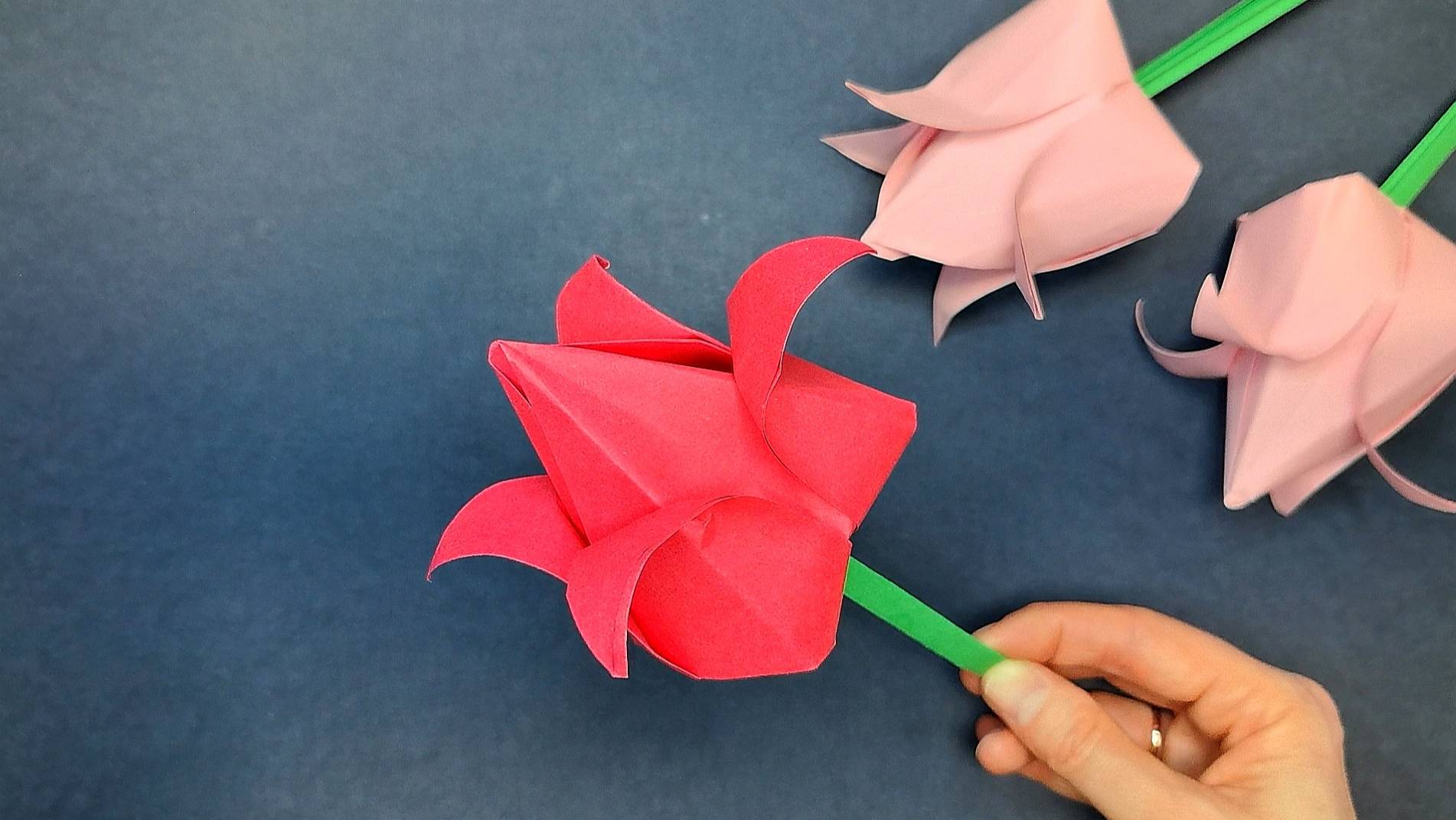 Как сделать тюльпан из бумаги. Оригами Тюльпан из бумаги. смотреть онлайн