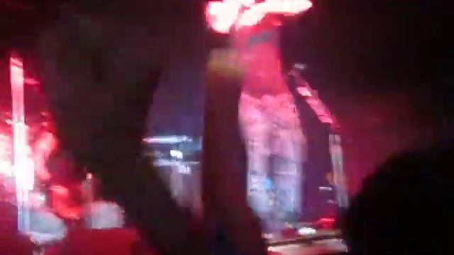 Three Days Grace Новосибирск 2014 - I Hate Everything About You смотреть онлайн
