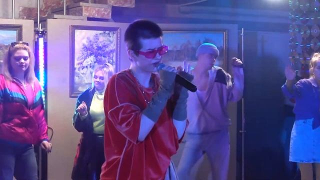 6 Аня Наумова 