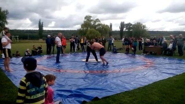 27.05.2017 Criuleni Стадион борьба.
