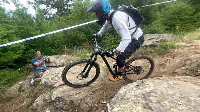 Богата колекция преминавания на състезатели на финала на 22 май Ендуро Петрич/ BG Enduro Series 202