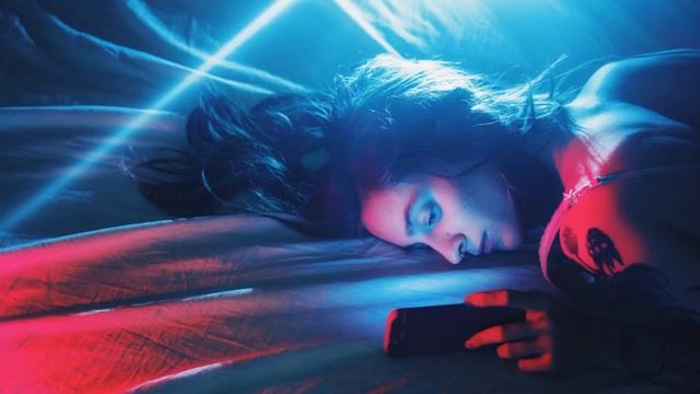 Юра Лайт Неоновая Детка 2018 смотреть онлайн