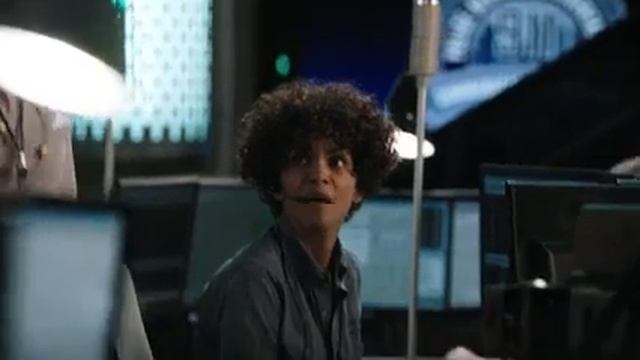 фильм "Тревожный вызов" смотреть онлайн