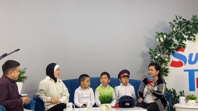 Алымбека пригласили на телевидение Супер тв.(3) смотреть онлайн