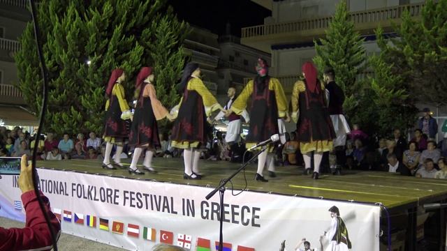 Международния фолклорен фестивал Паралия Катерини 2015 Клуб