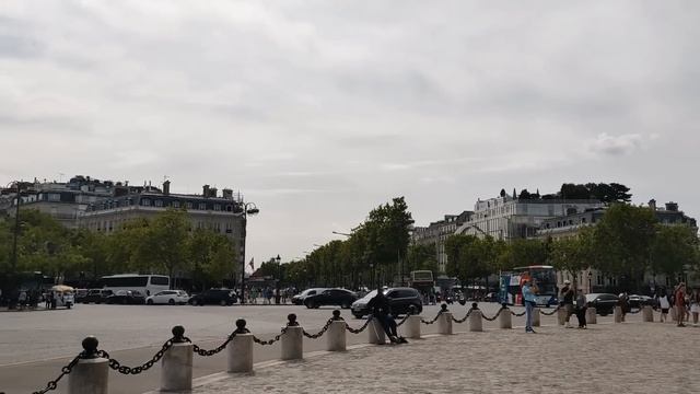 Paris 2023. Отправили детей к бабушке. Я вся на нервах! Решили с мужем в первый раз сделать это! смотреть онлайн