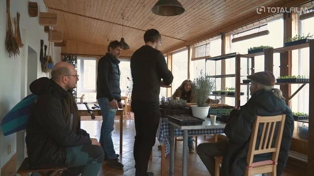 Zahradníkův rok (2024) Film o filmu смотреть онлайн