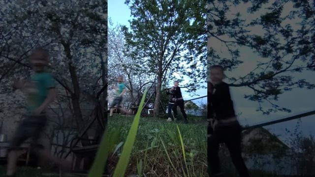 Бесимся... У Арсения в попе бомба... А я улетел.... 😭😳✌️😊👍😉