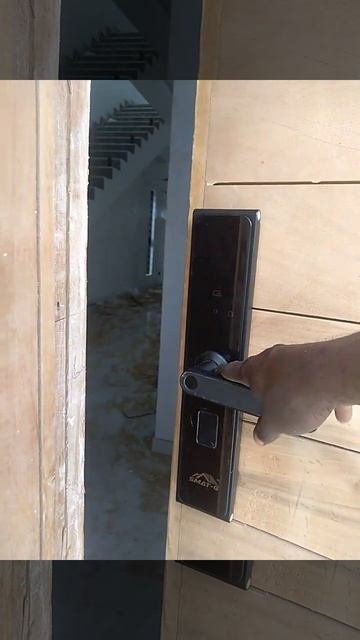 Smartlock handle with transparent glass #shorts #smart #smartlife #smartlockdow смотреть онлайн