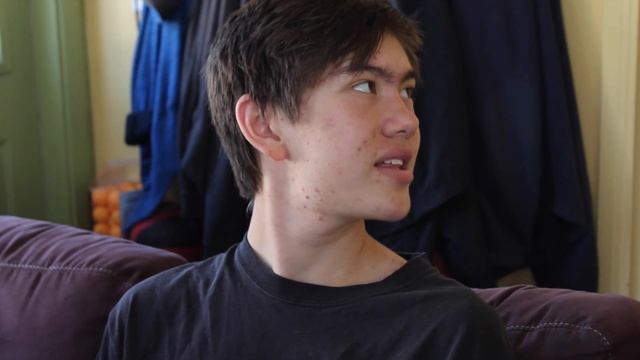 "Cheating" at the Rubik's Cube (Comedy Sketch) -- ColorfulPockets смотреть онлайн