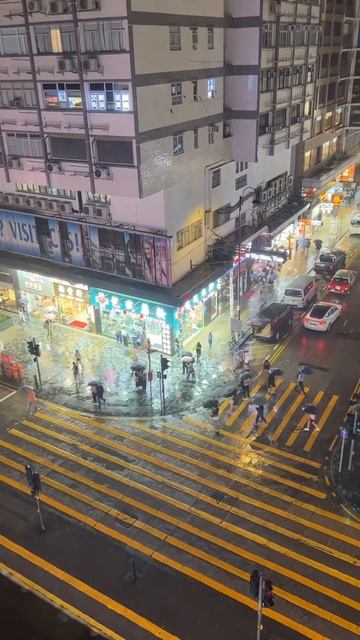 Hong Kong - Tsim Sha Tsui. Гонконг, район Цым ша цуй. Дождь #hongkong #гонконг #asmr #street #асмр