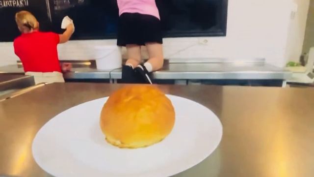 РИСУЕМ В Столовой СПБГУ смотреть онлайн