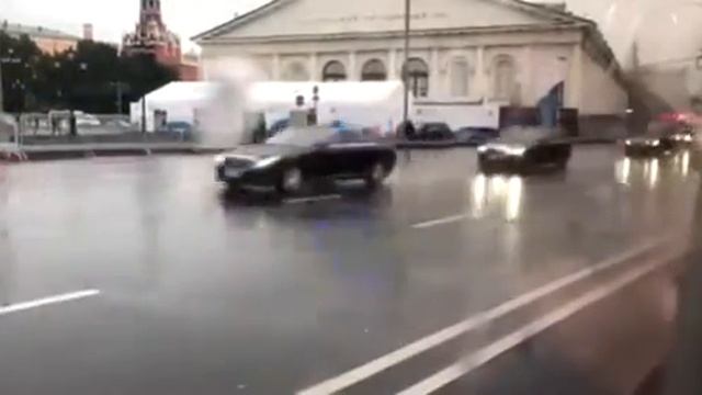 Москва стоит пока король едет смотреть онлайн