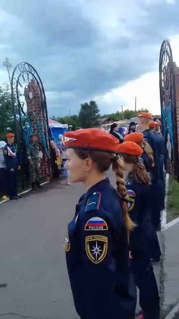 БОРОДУ И УСЫ МОЖНО МУЖЧИНЕ СТРИЧЬ ? ? ? смотреть онлайн