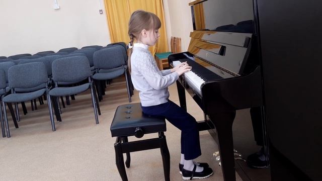 Елисеева Мария, г. Окуловка. Русская народная песня "На горе, горе". смотреть онлайн