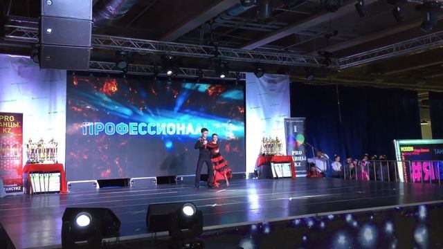 ИСПАНСКИЙ ТАНЕЦ!🌹 Марат Абзал и Коломойцева Алина смотреть онлайн