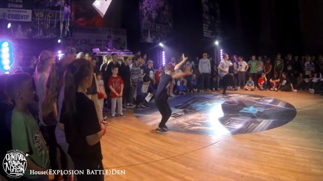 House(Explosion Battle)Den смотреть онлайн