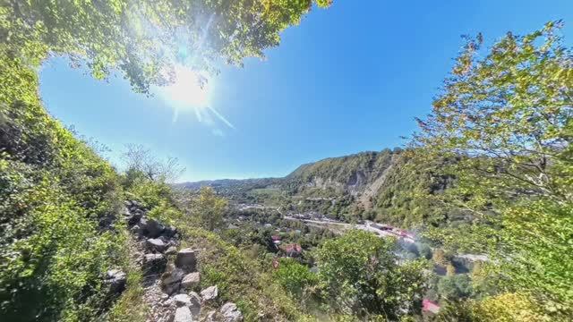 Живописная и безлюдная смотровая площадка в Сочи. смотреть онлайн