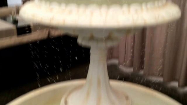 Светлый бежевый фонтан MSH-42 в ресторане "Паризьен"-1 смотреть онлайн