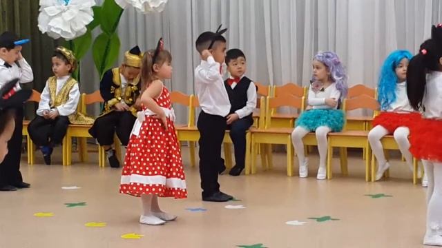 Даниял. Утренник на 8 марта. смотреть онлайн