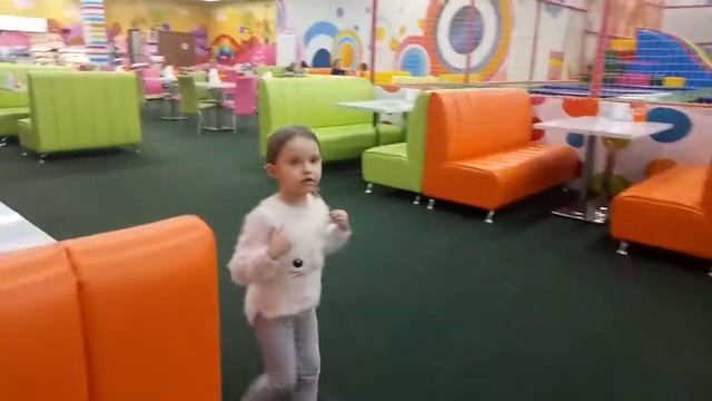 Веселый отдых «Flay Kids». Северодонецк. смотреть онлайн