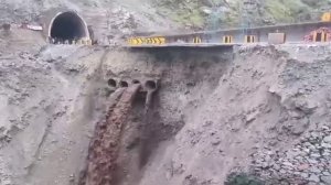 Массивные Оползни и Обвалы