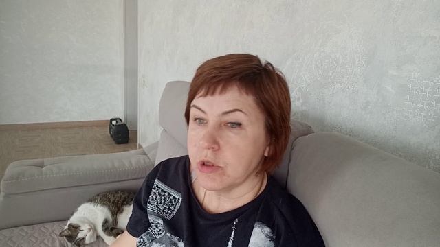 На базаре купили мясной продукции/ Поработала на огороде/ смотреть онлайн