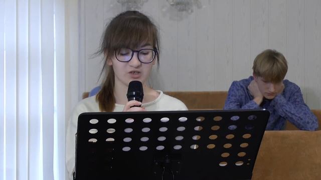 Не верьте, люди, в Бога || стихотворение смотреть онлайн