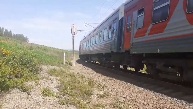 ЭП1-359 с поезом Нижневартовск-Адлер смотреть онлайн