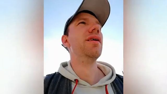 Хватит верить политическим партиям, деятелям и активистам в Украине.