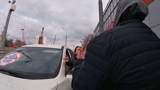 СтопХам-_Ты кто такой_ документы мне свои покажи? смотреть онлайн