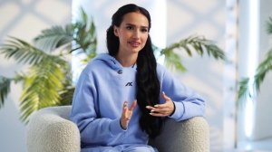 Алина Загитова ️ - Новое интервью для "СпортМастер"!  (25.04.2025) [HD 1080]