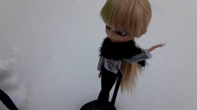 Играем в снежки весной?!