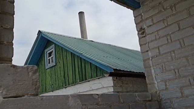 5 дней после операции. Подготовка дома к внешней отделке. Залили бетонные подоконники. смотреть онлайн