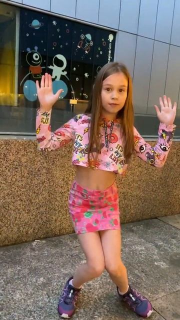 Танец в ресторане мясо и рыба танцуем Флекс с Лерой смотреть онлайн