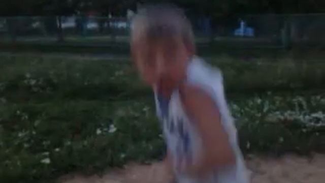Я банан:D Пародия:зhttp://vk.com/video135756505_163212644 смотреть онлайн