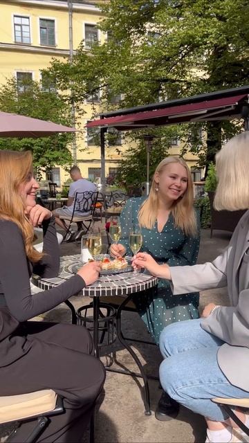 Если бежать от городской суеты, то только в "Шато Терра" ! #shorts #спб #ресторан #food #вкусно смотреть онлайн