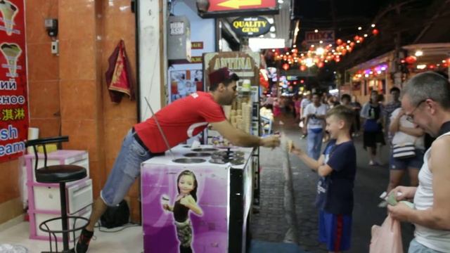 Паттайя, Walking street, Турецкое мороженое, март 2017 года смотреть онлайн