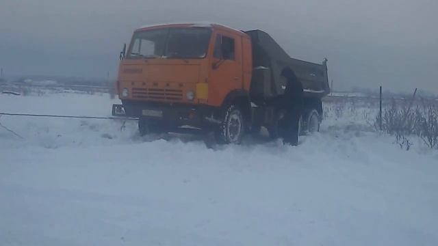 МТЗ 320 и КАМАЗ