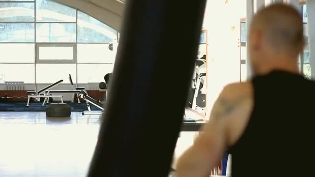 Миша Маваши Среди высоток и аллей смотреть онлайн