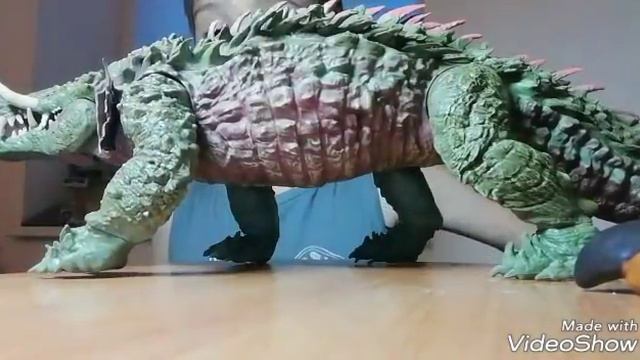 Обзор на игрушку ЛИЗЗИ из фильма ремпейдж смотреть онлайн