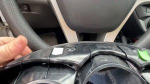 Лада Веста. Устраняю дребезг в районе панели приборов!