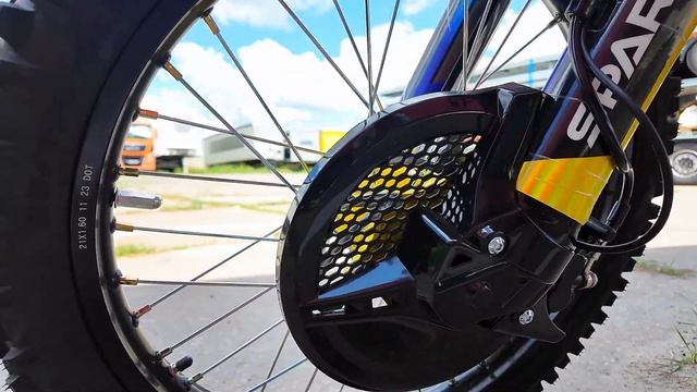 Мотоцикл Spark SP300P 1 смотреть онлайн