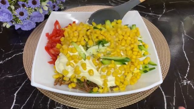 Быстрый и Вкусный Салат. Боже До чего же это Вкусно Рецепт Обалденный Праздничный Салат с курицей_ смотреть онлайн