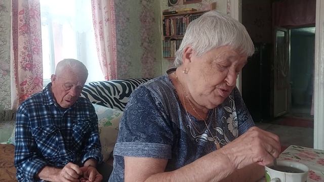 Олеся Андреевна купила новый диван! смотреть онлайн